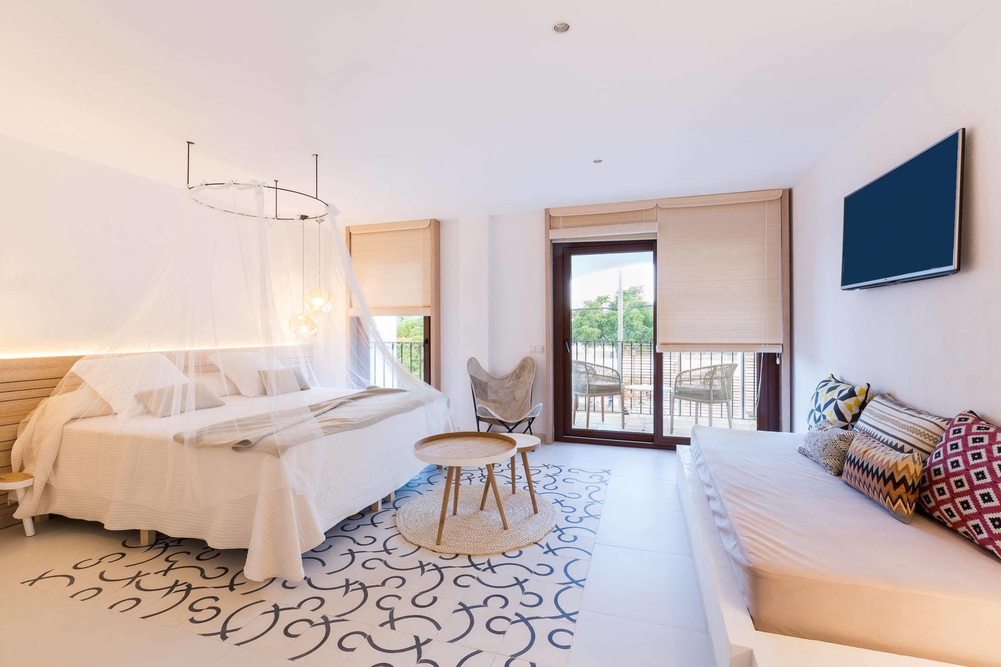Gatzara Suites Santa Gertrudis Santa Gertrudis  Exteriér fotografie